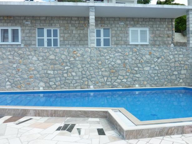 Apartma Stone
